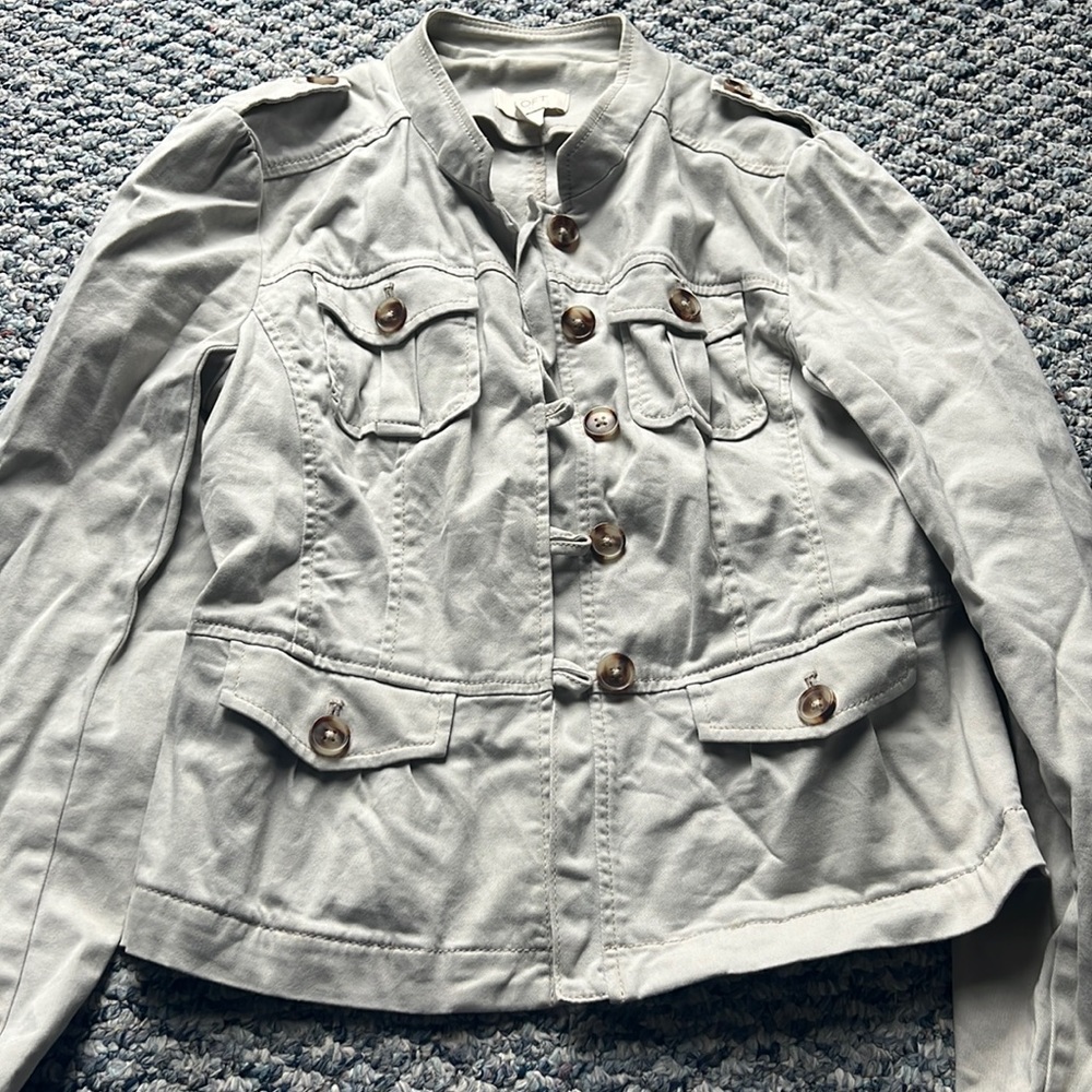 Loft Button Up